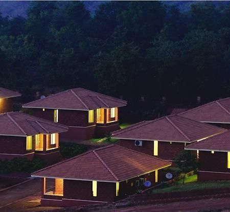 Mango Village Resort Guhāgar 外观 照片